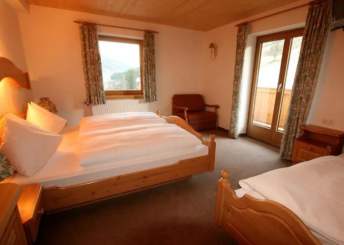 Enzian Bed & Breakfast *