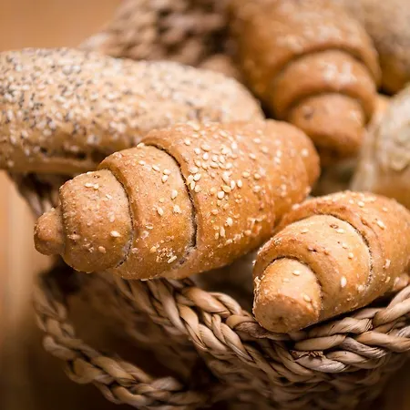 Bed & Breakfast Enzian *